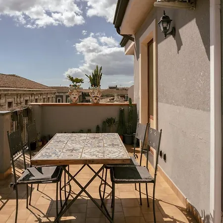 Tetti & Chiese - Authentic Sicilian Rooftop Apartment Catania